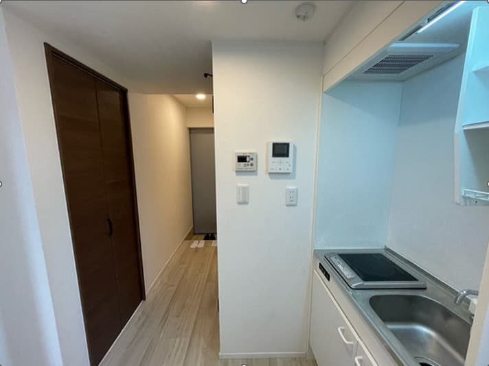 Room image 10