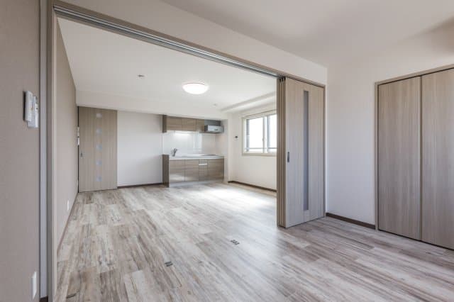Room image 9