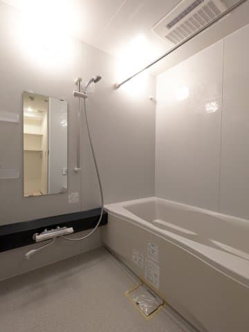 Room image 11
