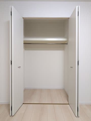 Room image 15