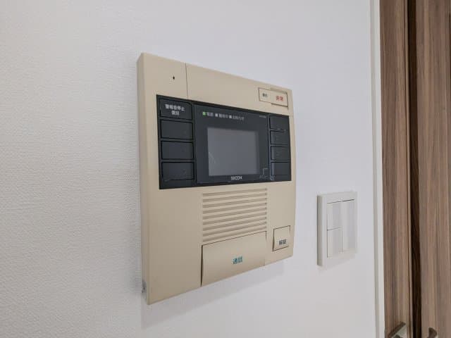 Room image 16