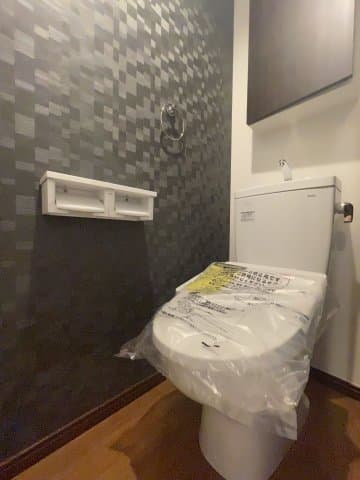 Room image 8