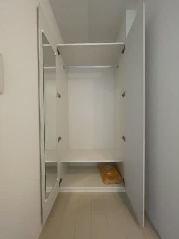 Room image 11