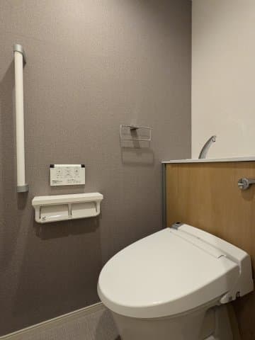 Room image 9