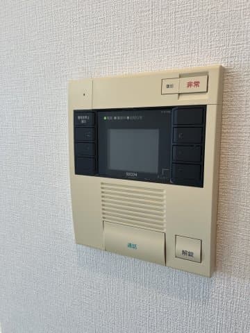 Room image 16