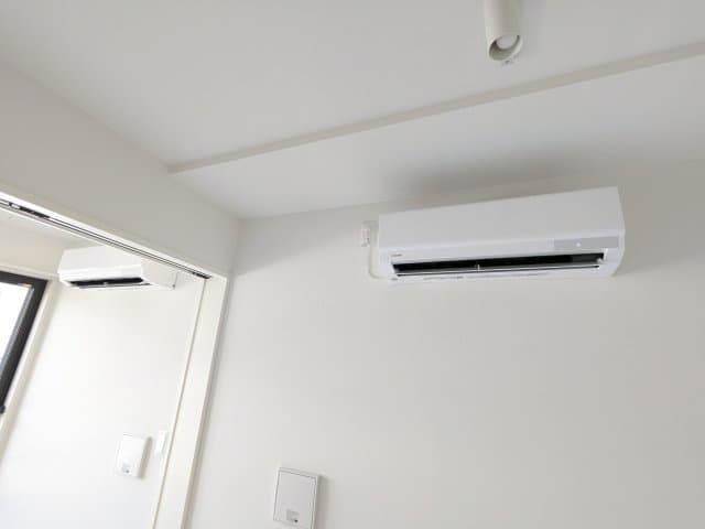 Room image 11