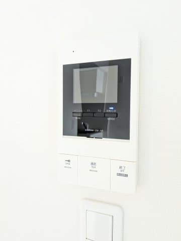 Room image 15