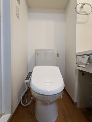 Room image 10