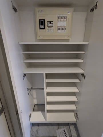 Room image 12