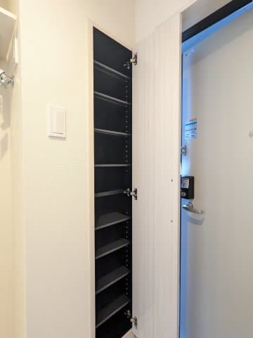 Room image 10