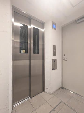 Room image 15