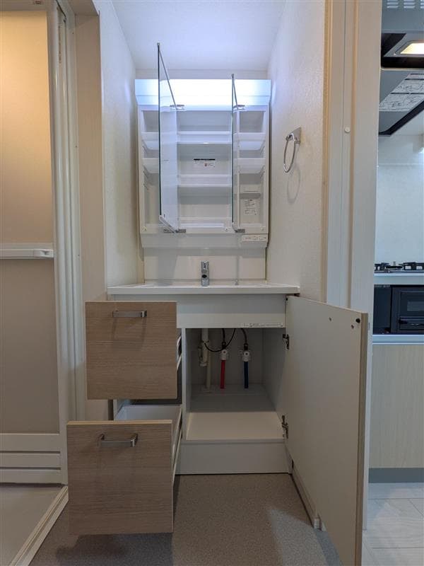 Room image 11