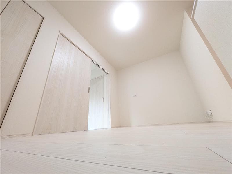 Room image 14