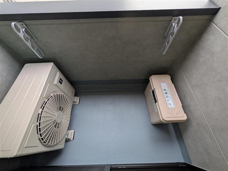 Room image 12