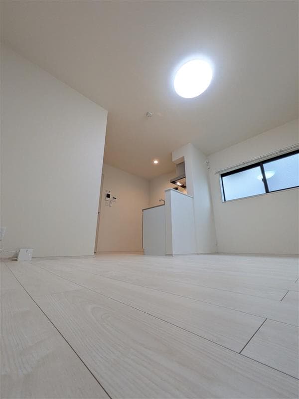 Room image 15