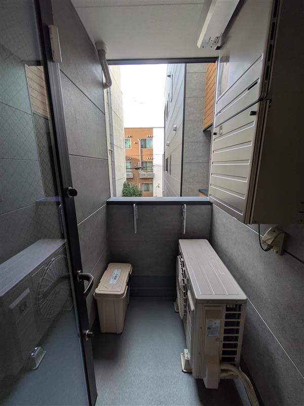 Room image 13