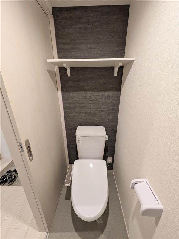 Room image 9