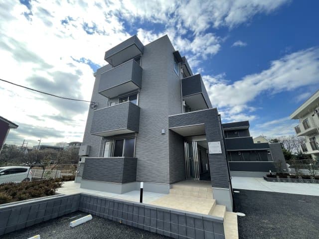 Main Image