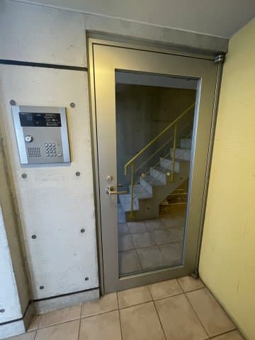 Room image 16