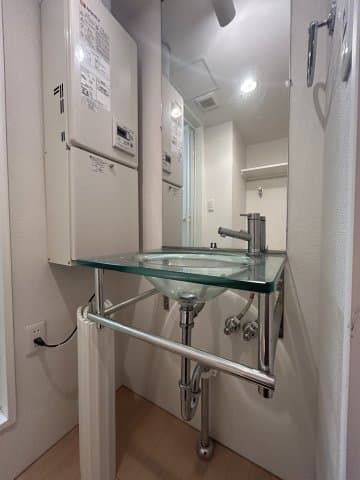 Room image 8