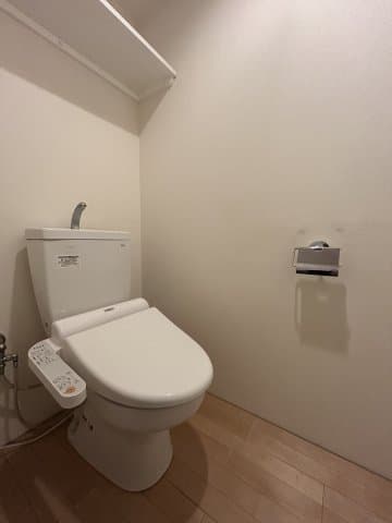 Room image 9