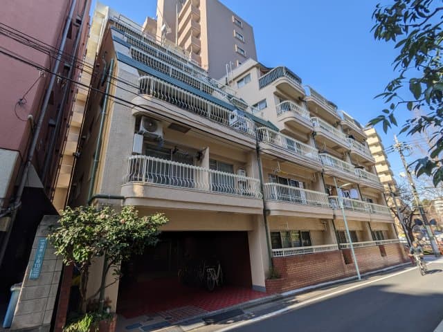 Main Image