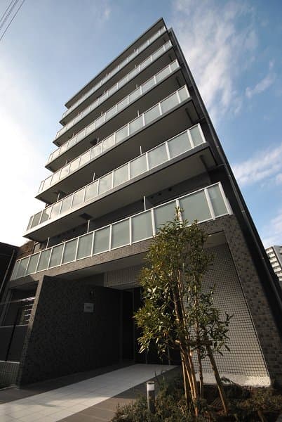 Main Image