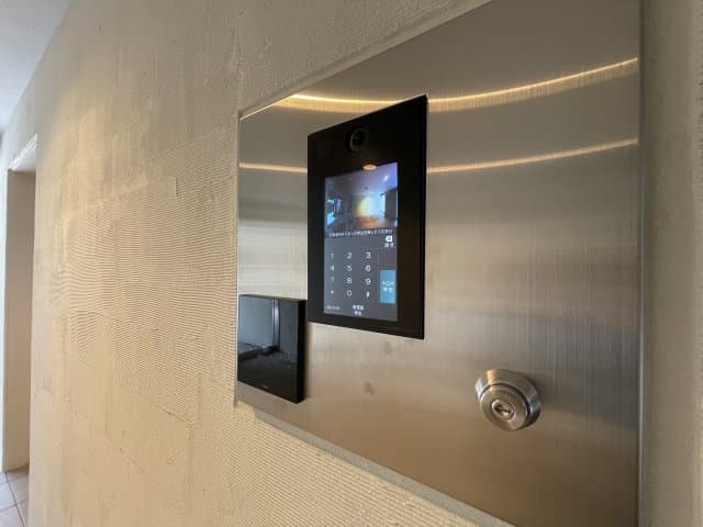Room image 16