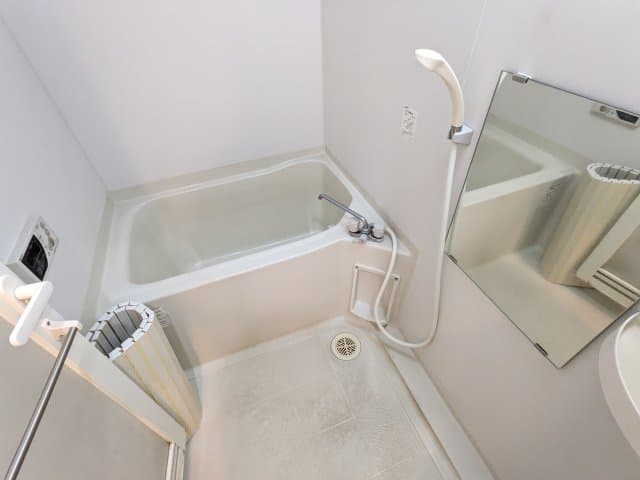 Room image 8