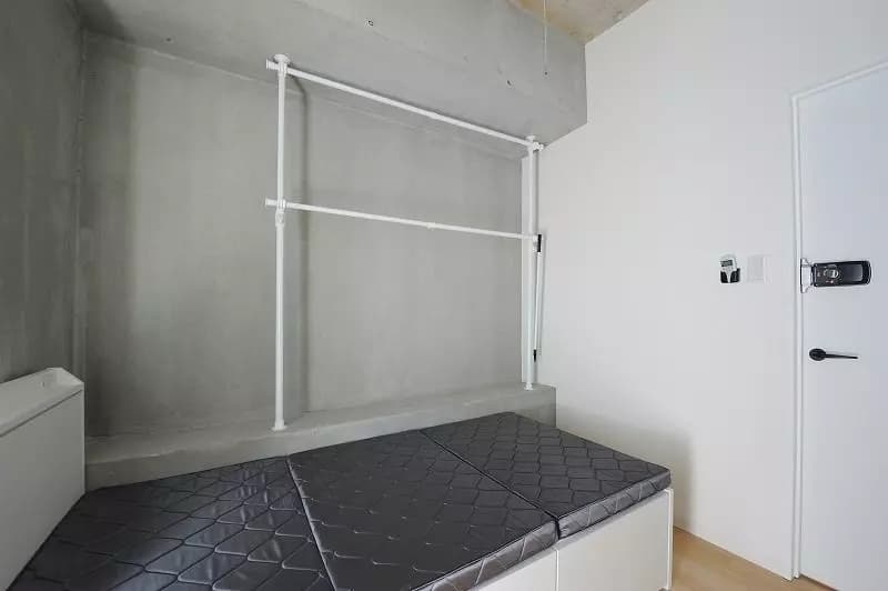Room image 13