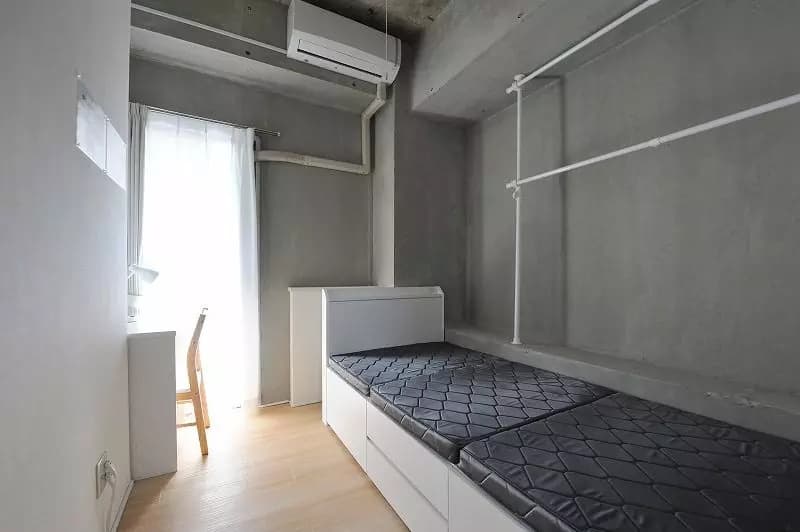 Room image 15