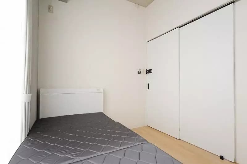 Room image 14