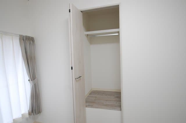 Room image 13