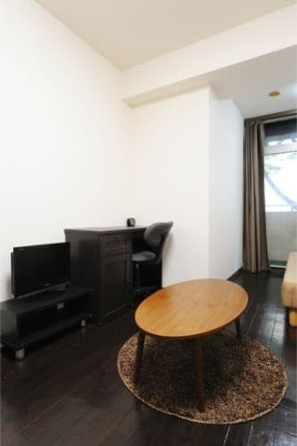 Room image 11