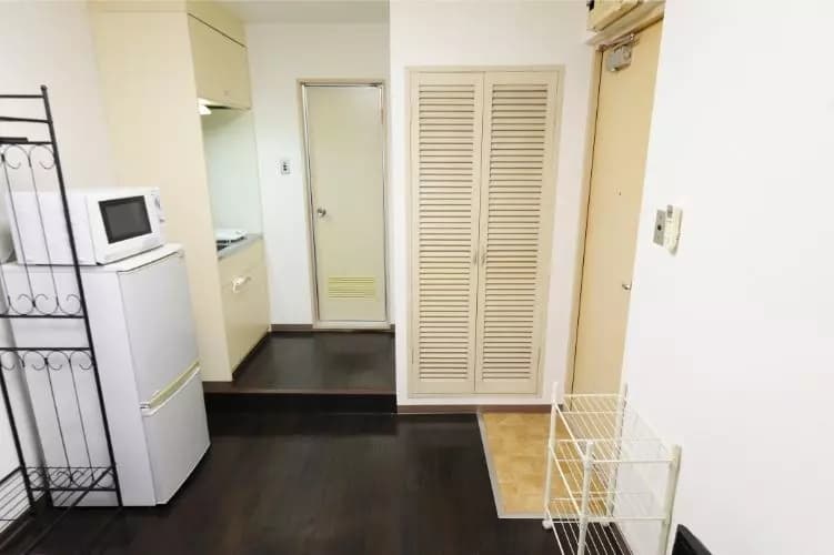 Room image 13
