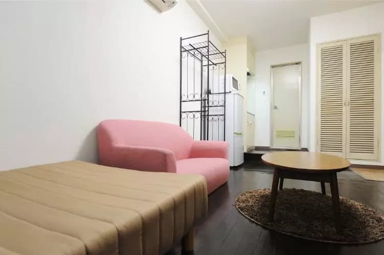 Room image 10