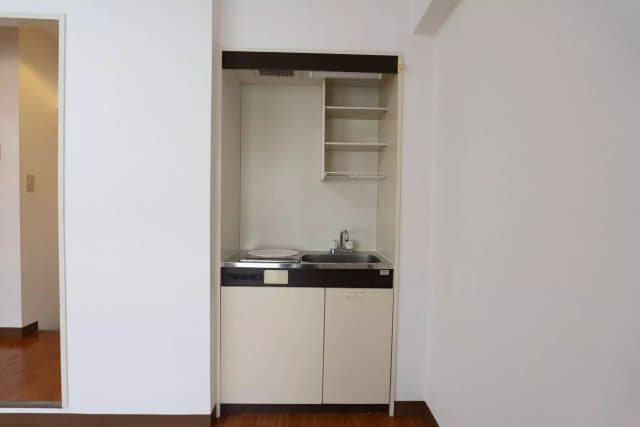 Room image 11