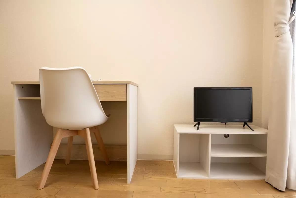 Room image 8