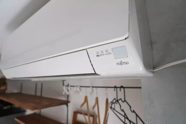 Room image 9