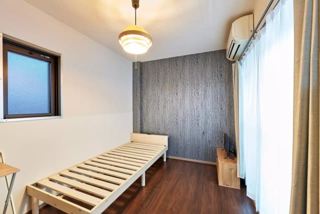 Room image 12
