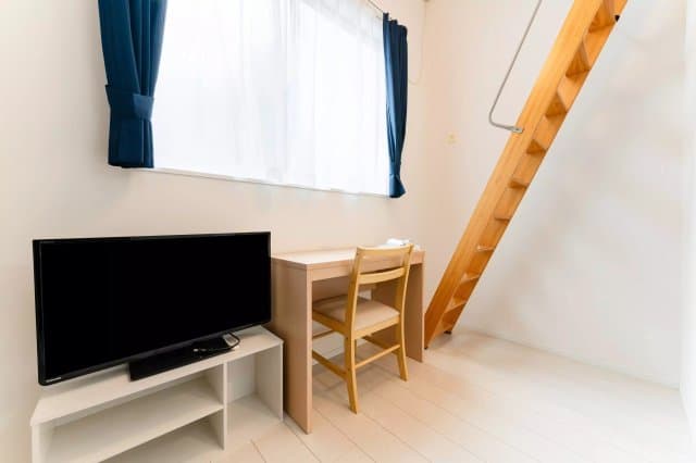 Room image 10