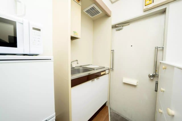 Room image 16