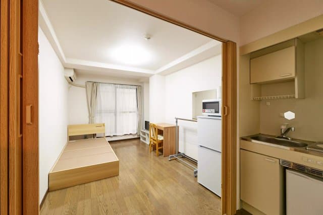 Room image 11