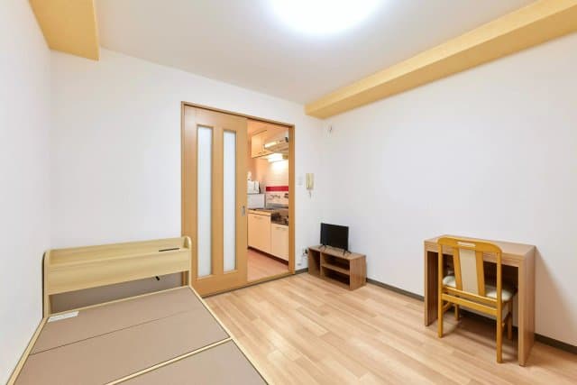 Room image 9