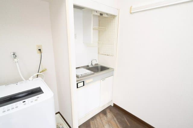 Room image 11