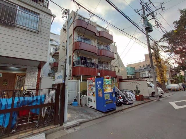 Room Image 2196712