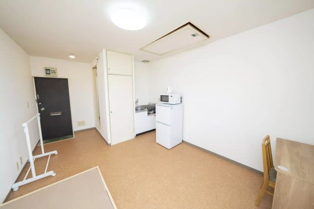 Room image 12