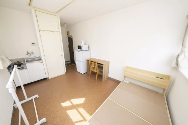 Room image 14