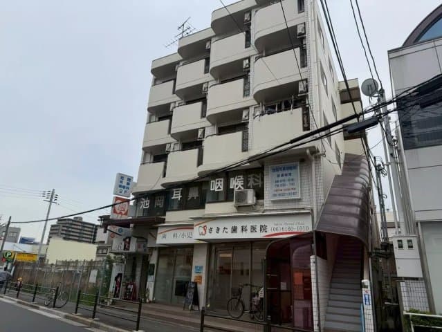 Main Image