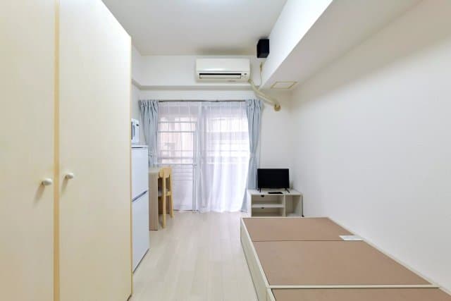 Room image 11